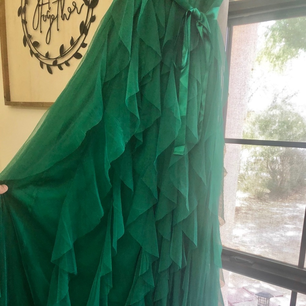 New Long Tulle Dress💚 👗 - Picture 3 of 4